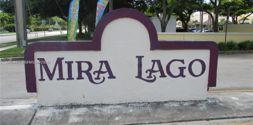 Condo in Oakland Park, Florida, 2 bedrooms  № 2024293