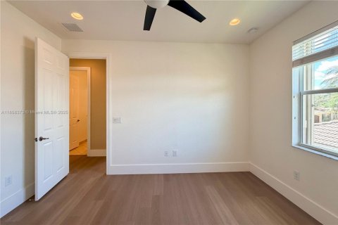 Villa ou maison à louer à Boynton Beach, Floride: 5 chambres, 310.01 m2 № 1882511 - photo 27