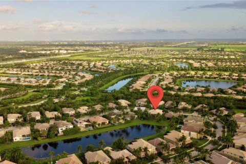 Villa ou maison à louer à Boynton Beach, Floride: 5 chambres, 310.01 m2 № 1882511 - photo 2