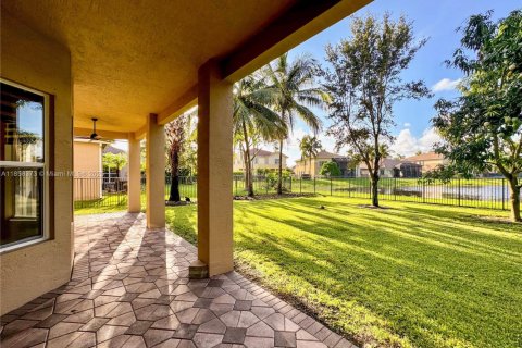 Villa ou maison à louer à Boynton Beach, Floride: 5 chambres, 310.01 m2 № 1882511 - photo 22