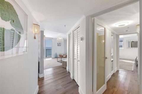 Снять в аренду кондоминиум в Майами-Бич, Флорида 2 спальни, 117.61м2, № 2034285 - фото 19