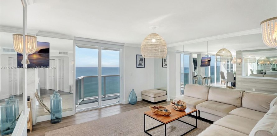 Кондоминиум с 2 спальнями в Майами-Бич, Флорида № 2034285