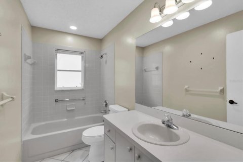 Купить виллу или дом в Спринг-Хилл, Флорида 6 комнат, 172.52м2, № 1582635 - фото 20