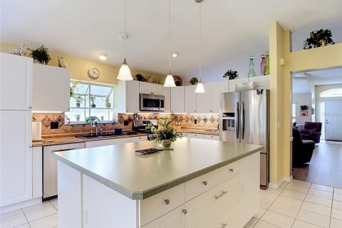 Villa ou maison à vendre à New Port Richey, Floride: 3 chambres, 174.1 m2 № 2238825 - photo 10