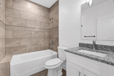 Touwnhouse à vendre à Davenport, Floride: 4 chambres, 189.06 m2 № 2438382 - photo 16