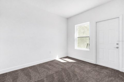 Touwnhouse à vendre à Davenport, Floride: 4 chambres, 189.06 m2 № 2438382 - photo 3