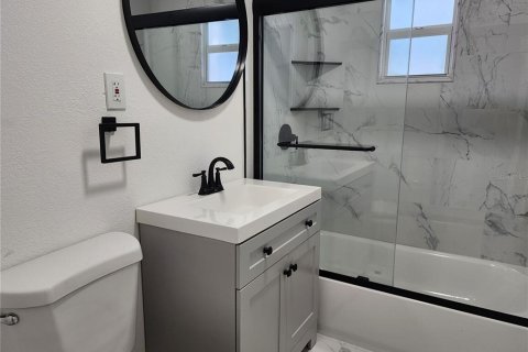 Casa en venta en Port Richey, Florida, 4 dormitorios, 117.99 m2 № 1910699 - foto 13