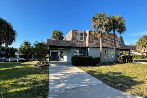 Condo in Longboat Key, Florida, 2 bedrooms  № 1833296 - photo 1