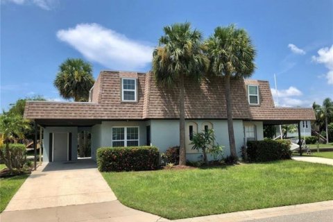 Condo in Longboat Key, Florida, 2 bedrooms  № 1833296 - photo 2
