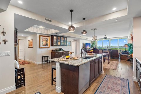 Copropriété à vendre à Saint Petersburg, Floride: 3 chambres, 274.06 m2 № 1566118 - photo 8