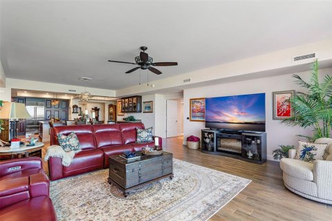Copropriété à vendre à Saint Petersburg, Floride: 3 chambres, 274.06 m2 № 1566118 - photo 14