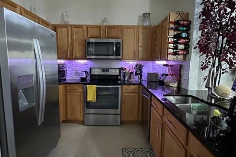 Copropriété à vendre à Kissimmee, Floride: 3 chambres, 116.59 m2 № 1835730 - photo 12