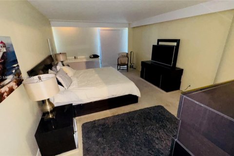 Condominio en venta en Miami Beach, Florida, 2 dormitorios, 143.07 m2 № 1985520 - foto 22