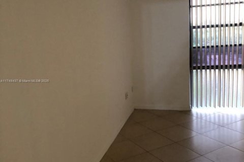 Copropriété à vendre à North Miami Beach, Floride: 1 chambre, 66.89 m2 № 1958897 - photo 8