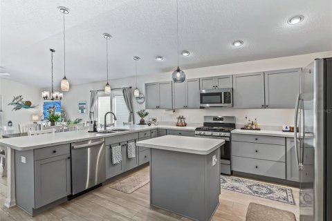 Купить виллу или дом в Те-Виллиджис, Флорида 6 комнат, 120.77м2, № 2166915 - фото 10
