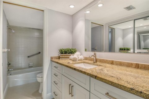 Condominio en venta en Longboat Key, Florida, 2 dormitorios, 108.97 m2 № 1902936 - foto 23
