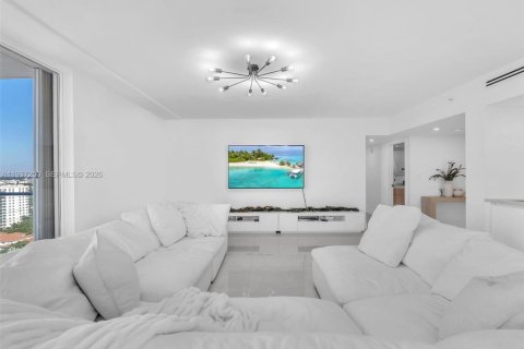 Condominio en venta en Aventura, Florida, 3 dormitorios, 175.31 m2 № 1995114 - foto 10