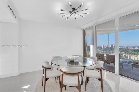 Condominio en venta en Aventura, Florida, 3 dormitorios, 175.31 m2 № 1995114 - foto 8