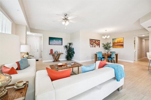 Copropriété à vendre à New Smyrna Beach, Floride: 3 chambres, 164.72 m2 № 1907227 - photo 4