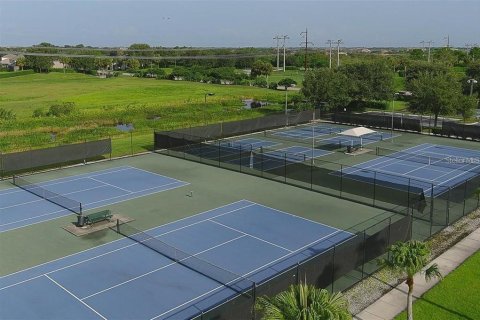 Снять в аренду виллу или дом в Брейдентон, Флорида 14 комнат, 255.57м2, № 1765732 - фото 28