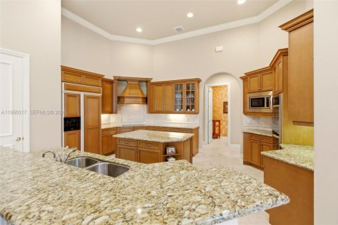 Casa en venta en Davie, Florida, 5 dormitorios, 423.26 m2 № 2006446 - foto 14