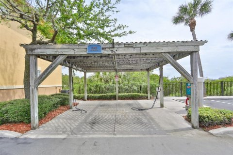 Condo in Tampa, Florida, 1 bedroom  № 2097462 - photo 19