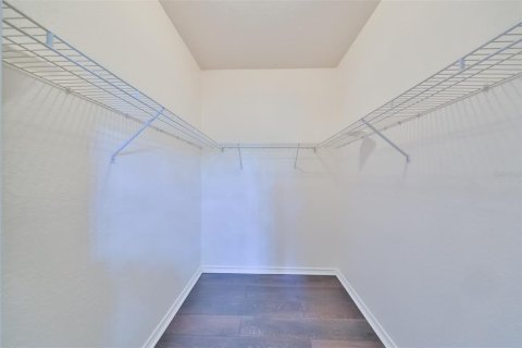 Condo in Tampa, Florida, 1 bedroom  № 2097462 - photo 11