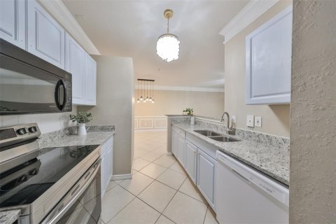 Condo in Tampa, Florida, 1 bedroom  № 2097462 - photo 7