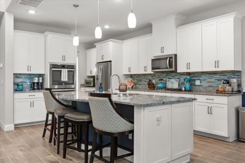 Casa en venta en Windermere, Florida, 5 dormitorios, 377.28 m2 № 1893927 - foto 14