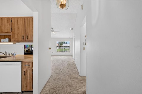 Townhouse in Bradenton, Florida 2 bedrooms, 107.4 sq.m. № 2391587 - photo 11