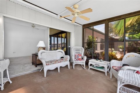 Townhouse in Bradenton, Florida 2 bedrooms, 107.4 sq.m. № 2391587 - photo 29