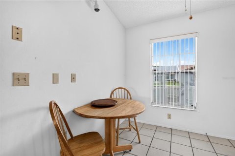 Townhouse in Bradenton, Florida 2 bedrooms, 107.4 sq.m. № 2391587 - photo 8
