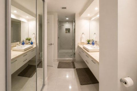 Copropriété à vendre à Sunny Isles Beach, Floride: 3 chambres, 163.51 m2 № 2260182 - photo 24