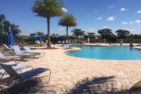 Condominio en alquiler en Bradenton, Florida, 3 dormitorios, 165.92 m2 № 1536467 - foto 16