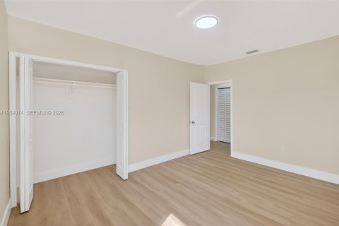 Villa ou maison à vendre à North Bay Village, Floride: 3 chambres, 189.15 m2 № 2024549 - photo 30