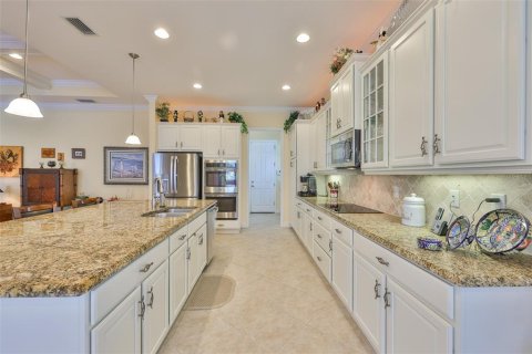 Casa en venta en Sun City Center, Florida, 2 dormitorios, 211.54 m2 № 1773068 - foto 12