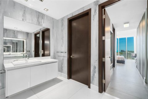 Copropriété à louer à Sunny Isles Beach, Floride: 5 chambres, 476.31 m2 № 2361817 - photo 21