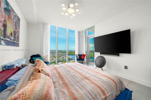 Copropriété à louer à Sunny Isles Beach, Floride: 5 chambres, 476.31 m2 № 2361817 - photo 20