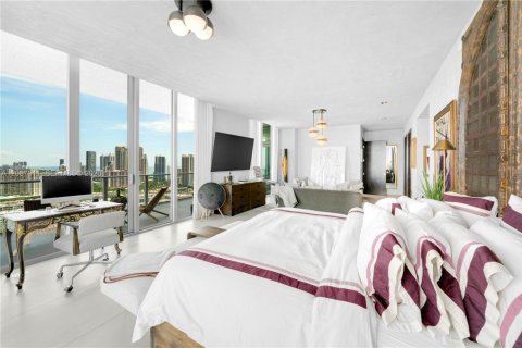 Copropriété à louer à Sunny Isles Beach, Floride: 5 chambres, 476.31 m2 № 2361817 - photo 13