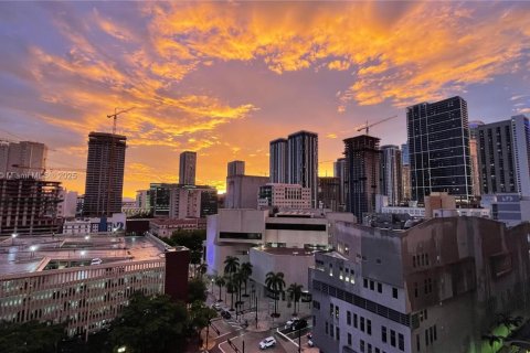 Condominio en venta en Miami, Florida, 1 dormitorio, 63.64 m2 № 1452214 - foto 7