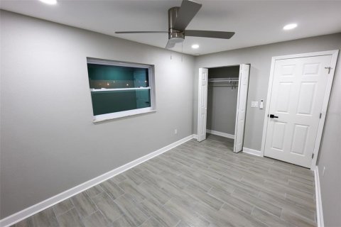 Appartement à louer à Madeira Beach, Floride: 2 chambres, 76.64 m2 № 2386393 - photo 12