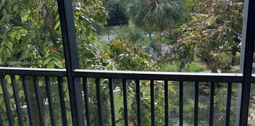 Condo in Aventura, Florida, 2 bedrooms  № 2010514