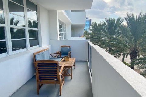 Copropriété à vendre à Miami Beach, Floride: 1 chambre, 80.36 m2 № 2047017 - photo 11