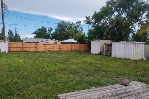 House in Bradenton, Florida 2 bedrooms, 94.57 sq.m. № 2237959 - photo 14