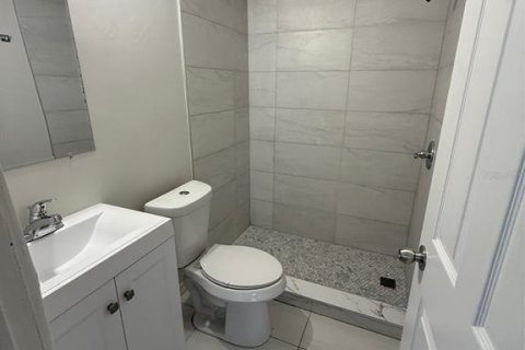 House in Bradenton, Florida 2 bedrooms, 94.57 sq.m. № 2237959 - photo 7