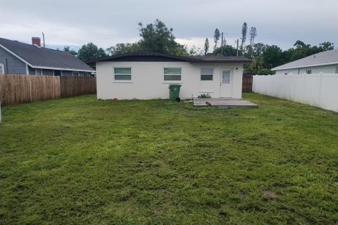 House in Bradenton, Florida 2 bedrooms, 94.57 sq.m. № 2237959 - photo 13