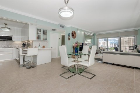 Condo à Hallandale Beach, Floride, 1 chambre  № 2386987