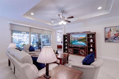 Villa ou maison à vendre à DeLand, Floride: 2 chambres, 179.49 m2 № 2418690 - photo 9