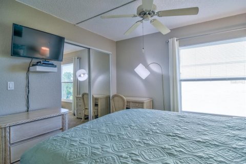 Condo in Clearwater, Florida, 3 bedrooms  № 1908399 - photo 25