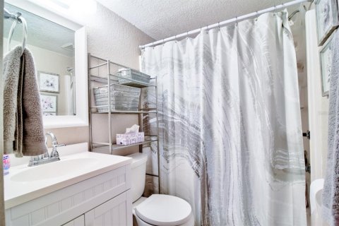 Condo in Clearwater, Florida, 3 bedrooms  № 1908399 - photo 18